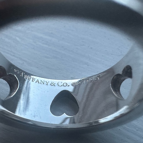 Tiffany & Co. Jewelry - Tiffany & Co. Vintage 925 Silver Heart Stencil Cut-Out Band Ring - Approx. 6 🤍